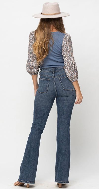 Judy Blue Distressed boot cut jeans (flare)