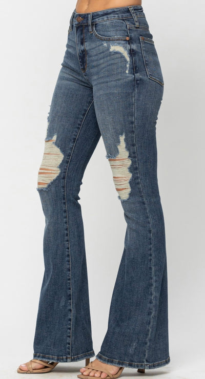 Judy Blue Distressed boot cut jeans (flare)