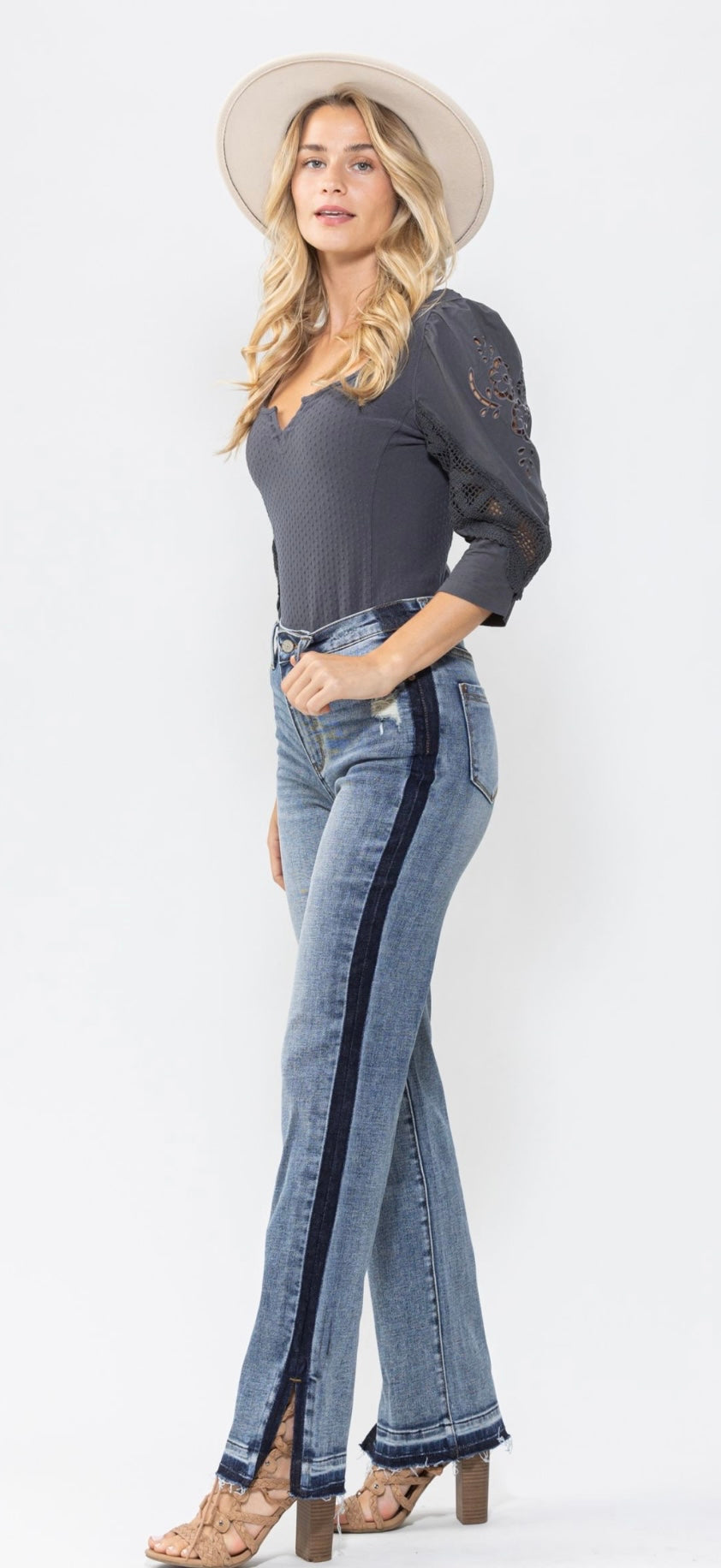 Judy Blue Straight leg jeans