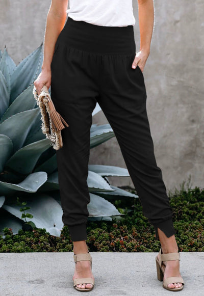 Black pocketed casual joggers