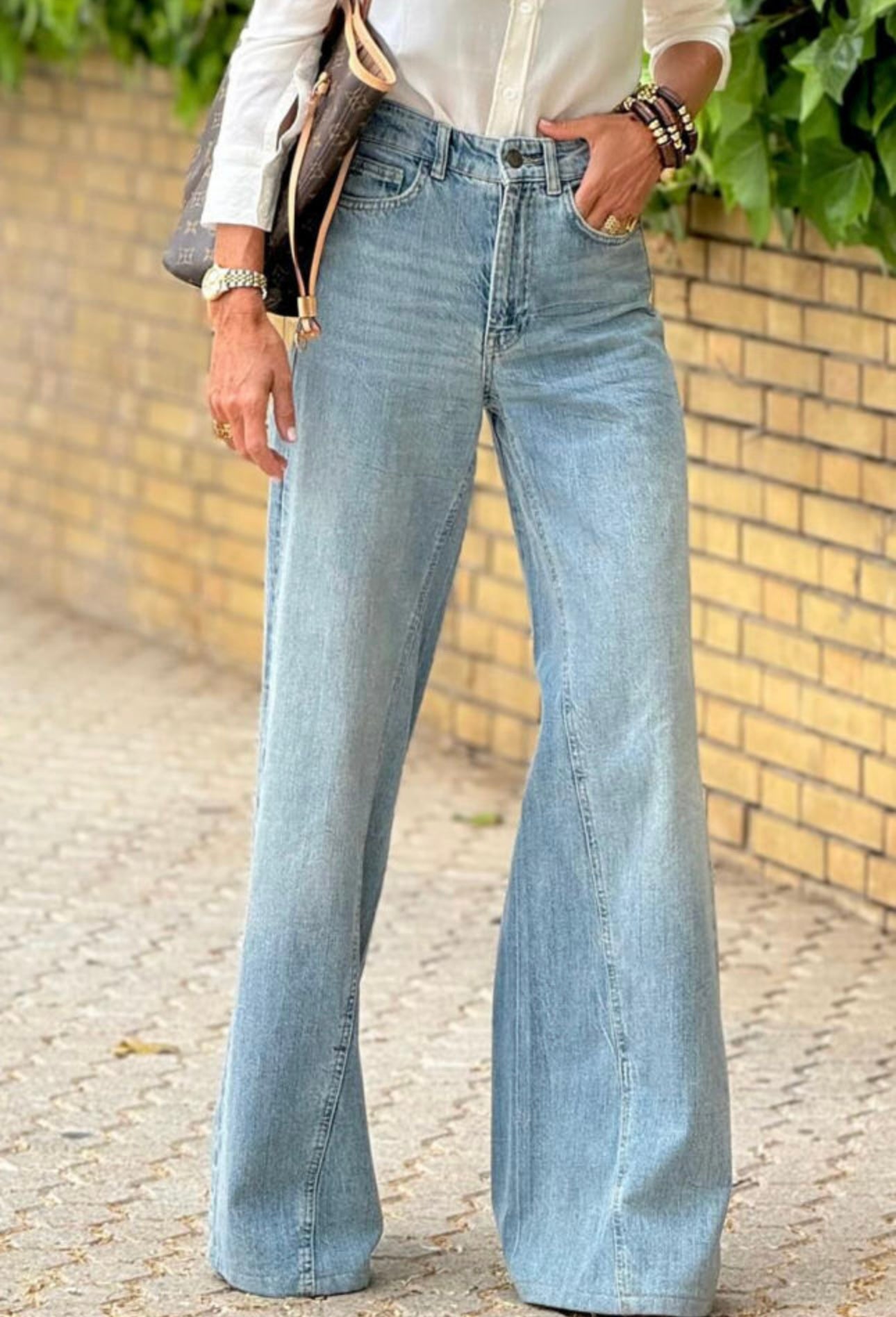 Big leg jeans