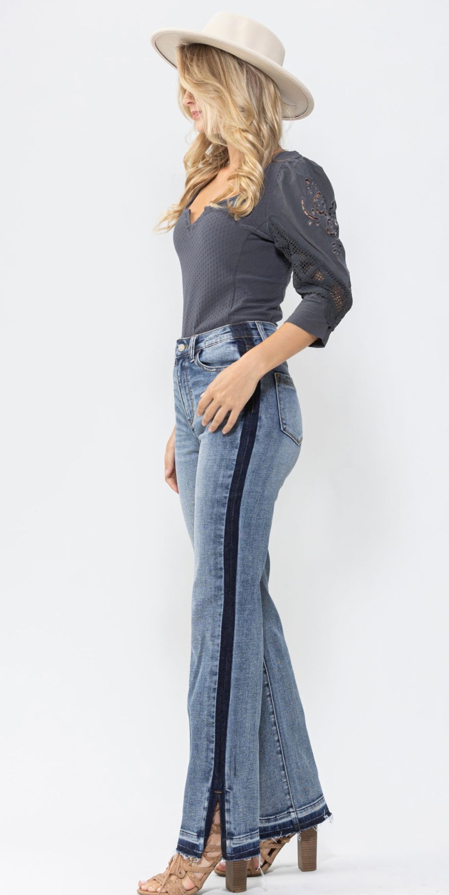 Judy Blue Straight leg jeans